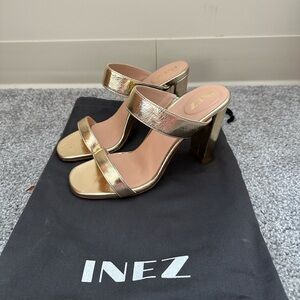Inez Gold Women's Block Heel Sandals 7.5 NWOT